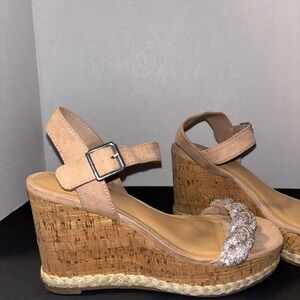 Madden NYC Wedge Sandals Size 9 Sparkly Braided Strap